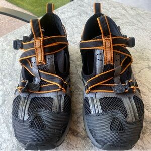 Tecnica Amphibious Waterproof Hiking Closed‎ Toe size 10.5 Men's Shoes